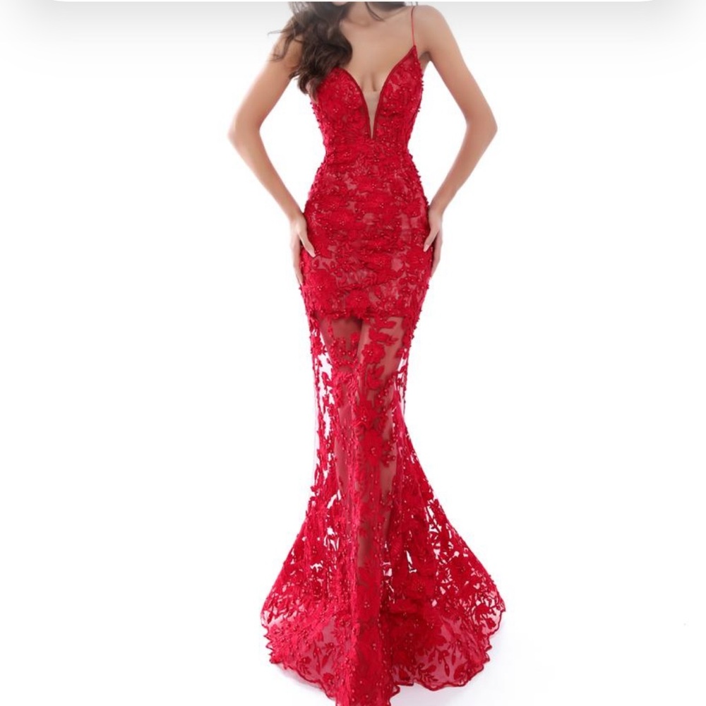 Tarik Ediz Elegant Red Formal Dress Size 2